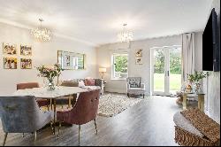 Mansion House, Frith Park, Tadworth, Surrey, KT20 7AG