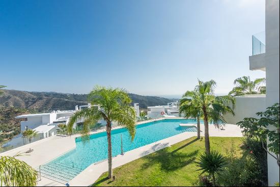 Ground floor apartment with panoramic views