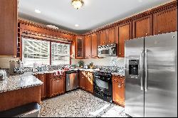 25 Riga Ct