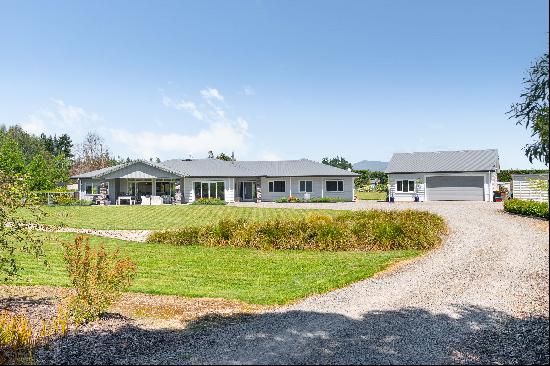 6 Campbell Drive, Martinborough