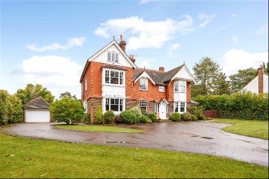 Doods Way, Reigate, Surrey, RH2 0JT