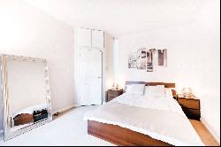 Bruton Place, London, W1J 6LY