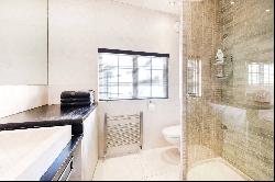 Bruton Place, London, W1J 6LY