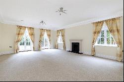 Sunning Avenue, Sunningdale, Ascot, Berkshire, SL5 9PN