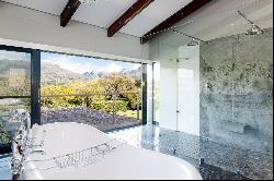 Roderick Way, Constantia, Cape Town, 7806