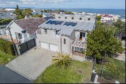 8th Street, Voelklip, Hermanus, Western Cape, 7200