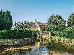 Vicarage Fields, Milton Under Wychwood, Oxfordshire