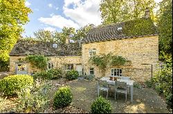 Upper Slaughter, Cheltenham, Gloucestershire, GL54 2JD