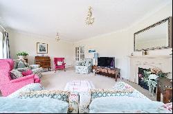 Smith Barry Crescent, Upper Rissington, Cheltenham, Gloucestershire, GL54 2NG