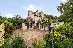 Spout Lane, Brenchley, Tonbridge, Kent, TN12 7AP