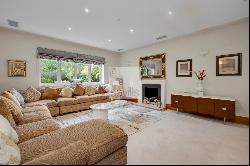 South Road, St George's Hill, Weybridge, Surrey, KT13 0NA