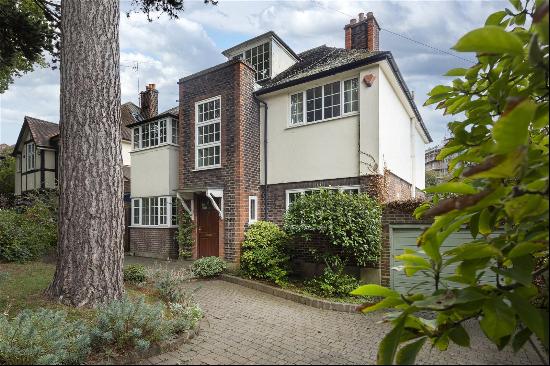 Crescent Road, Kingston upon Thames, Surrey, KT2 7RF