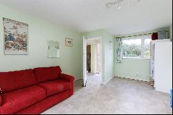 Woodcote Close, Kingston upon Thames, Surrey, KT2 5LZ