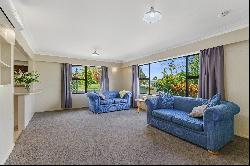 2/8 Tamatea Road