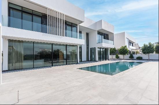 Luxury 7 Bed Villa with Basement and Golf Views