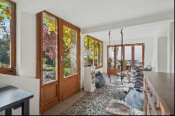 Charming renovated old property with panoramic view