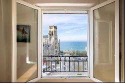 BIARRITZ, HEART OF TOWN, 85 M² APARTMENT WITH SEA VIEW, TOP FLOOR