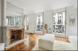 Apartment in Paris 8th - Elysée / Faubourg Saint Honoré