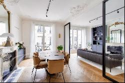 Beautiful renovated apartment in the heart of the Marais