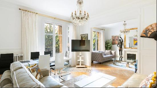 Apartment for sale in Paris, France