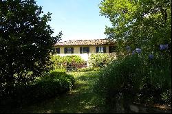 Charming country villa with pool at 30 minutes from Florence