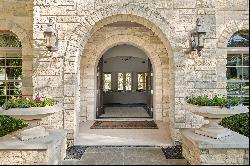 Outdoor Oasis justSteps to Austin Country Club