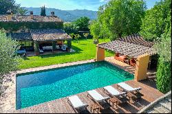 16th century farmhouse restored with charm and modernity in Santa Cristina d'Aro