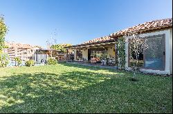 Chilean-style house located in the Piedra Roja sector - Chicureo