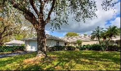 130 Southampton Place #360, Venice FL 34293