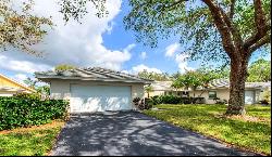 130 Southampton Place #360, Venice FL 34293