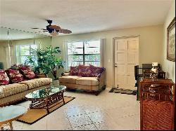 6777 Winkler Rd Unit 218, Fort Myers FL 33919