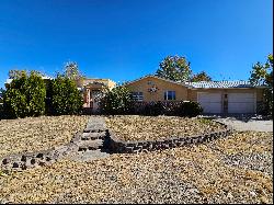 9 Blackberry Lane, Los Lunas NM 87031