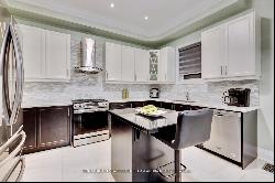 477 Brisdale Drive, Brampton ON L7A4J4