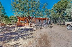 9 Rivera Lane, Pecos NM 87552