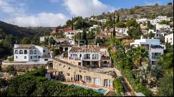 Stunning 6-Bedroom Villa with Sea Views in Javea's Puchol Area, Jávea 03730