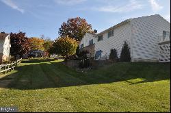 396 Frederick Drive, Dallastown PA 17313