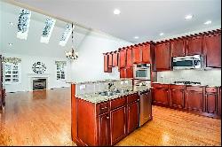 66 Watkins Drive #66, Newtown CT 06482