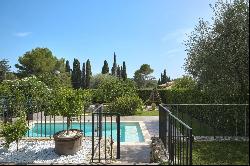 Mougins - recent modern villa