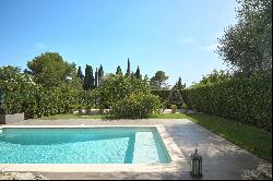 Mougins - recent modern villa