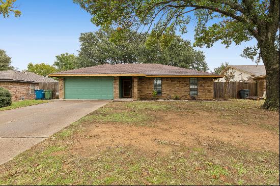 2930 Kimberly Drive,Grapevine, TX, 76051