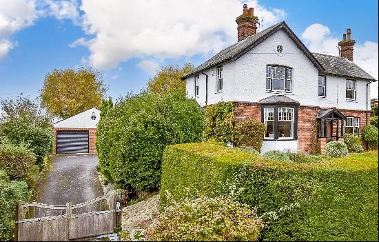 Preston Hill, Wingham, Canterbury, Kent  CT3 1BY