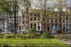 Uniquely and beautifully renovated monumental canal house Amsterdam