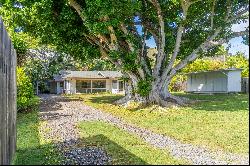 1515 Mokulua Dr.