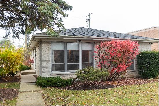 Quintessential Skokie Ranch Home