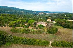 RUSTIC COUNTRY HOUSE WITH POOL FOR SALE IN CETONA, TUSCANY