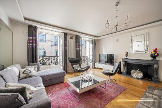 Vente - Appartement Paris 8eme - 1a 490a 000a 