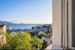 Marseille 7th District, Malmousque - House with Garden and Rooftop Sea View