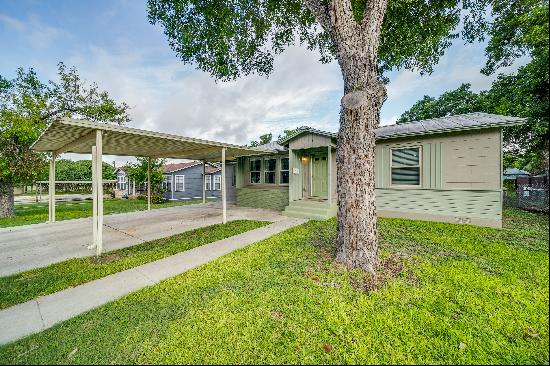 203 Mitchell Avenue, Schertz, TX 78154