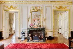 Paris VIII- Beautiful four-bedroom apartment - Palais de l'Elysée