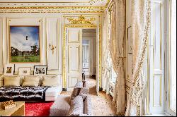 Paris VIII- Beautiful four-bedroom apartment - Palais de l'Elysée